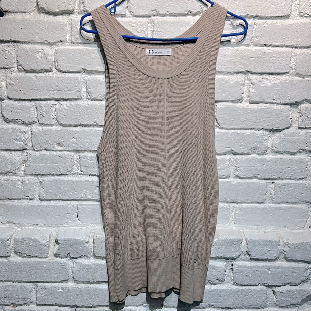 🍁🍁Fig size xl knit tank top . Oatmeal brown